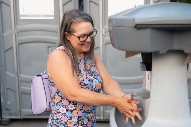 Best Luxury portable toilet rental  in Orono, MN